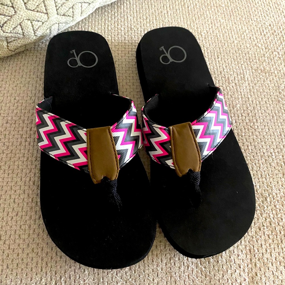 Chevron Flip Flops